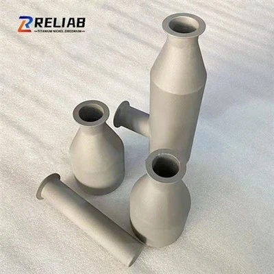 Tubo a tee non standard saldato in titanio